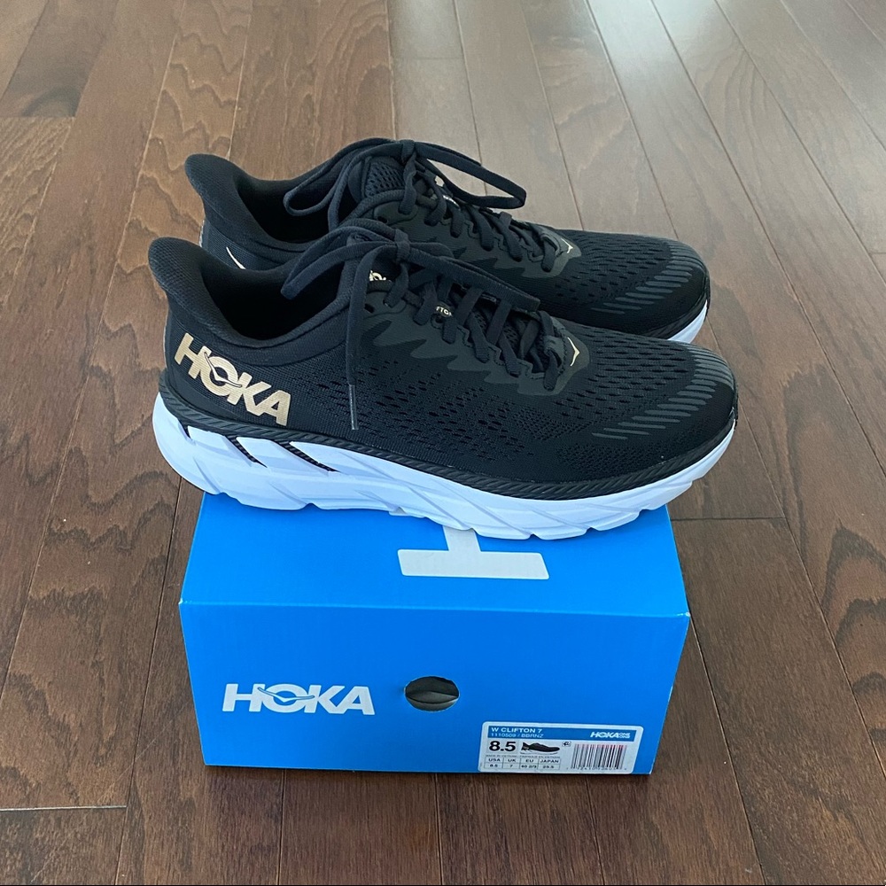 Hoka One One Women’s Clifton 7